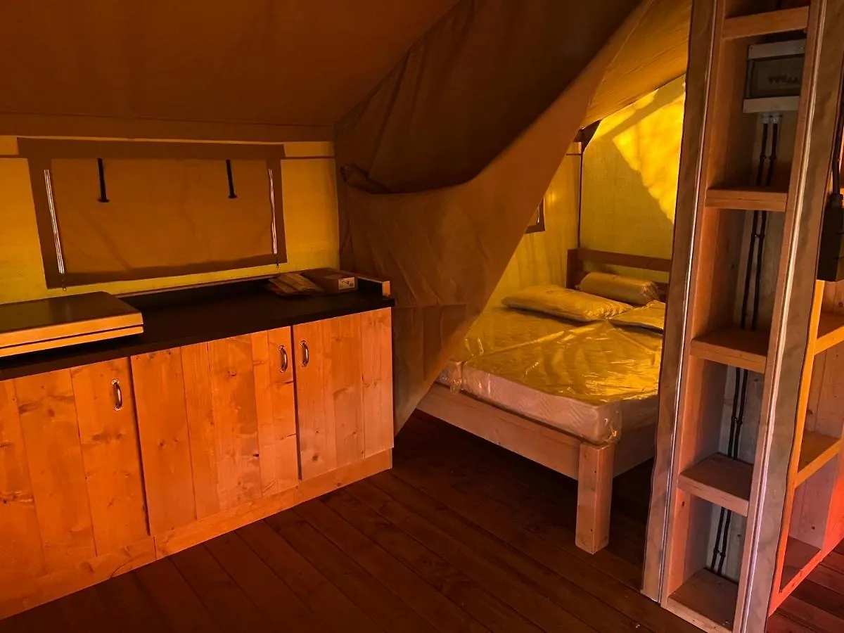 Kemping Camping Rcn Les Collines De Castellane