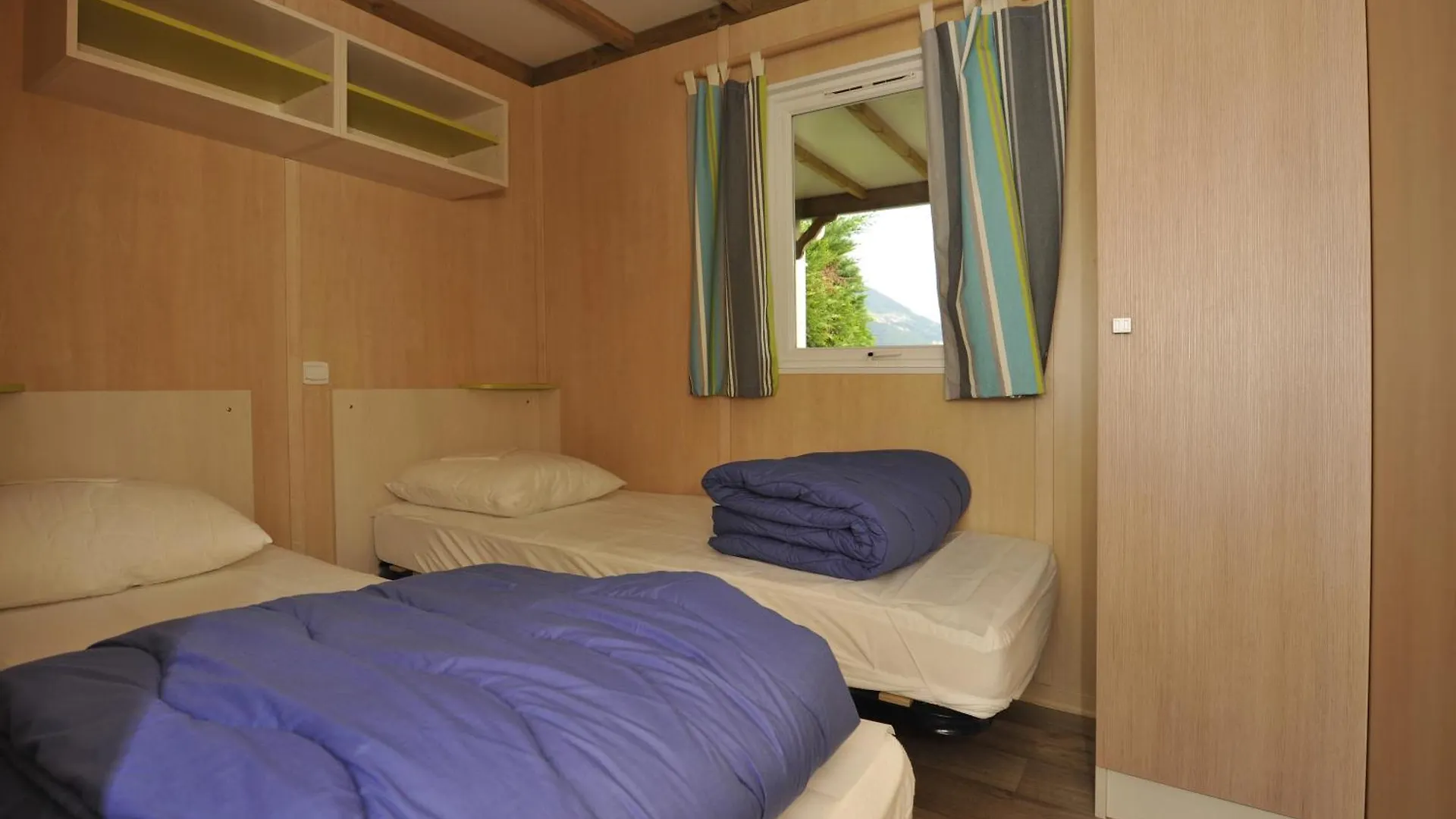 **** Kemping Camping Rcn Les Collines De Castellane Francja