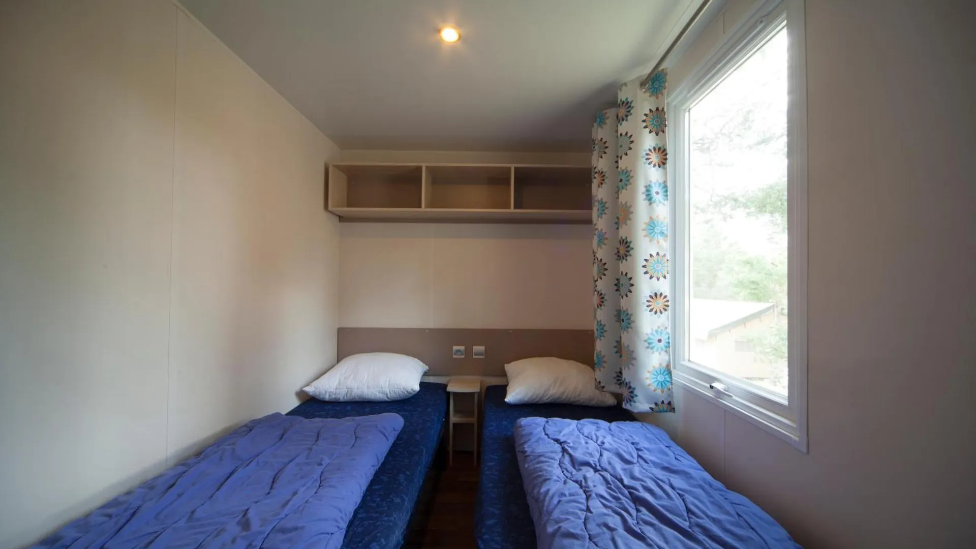 Camping Rcn Les Collines De Castellane 4*,