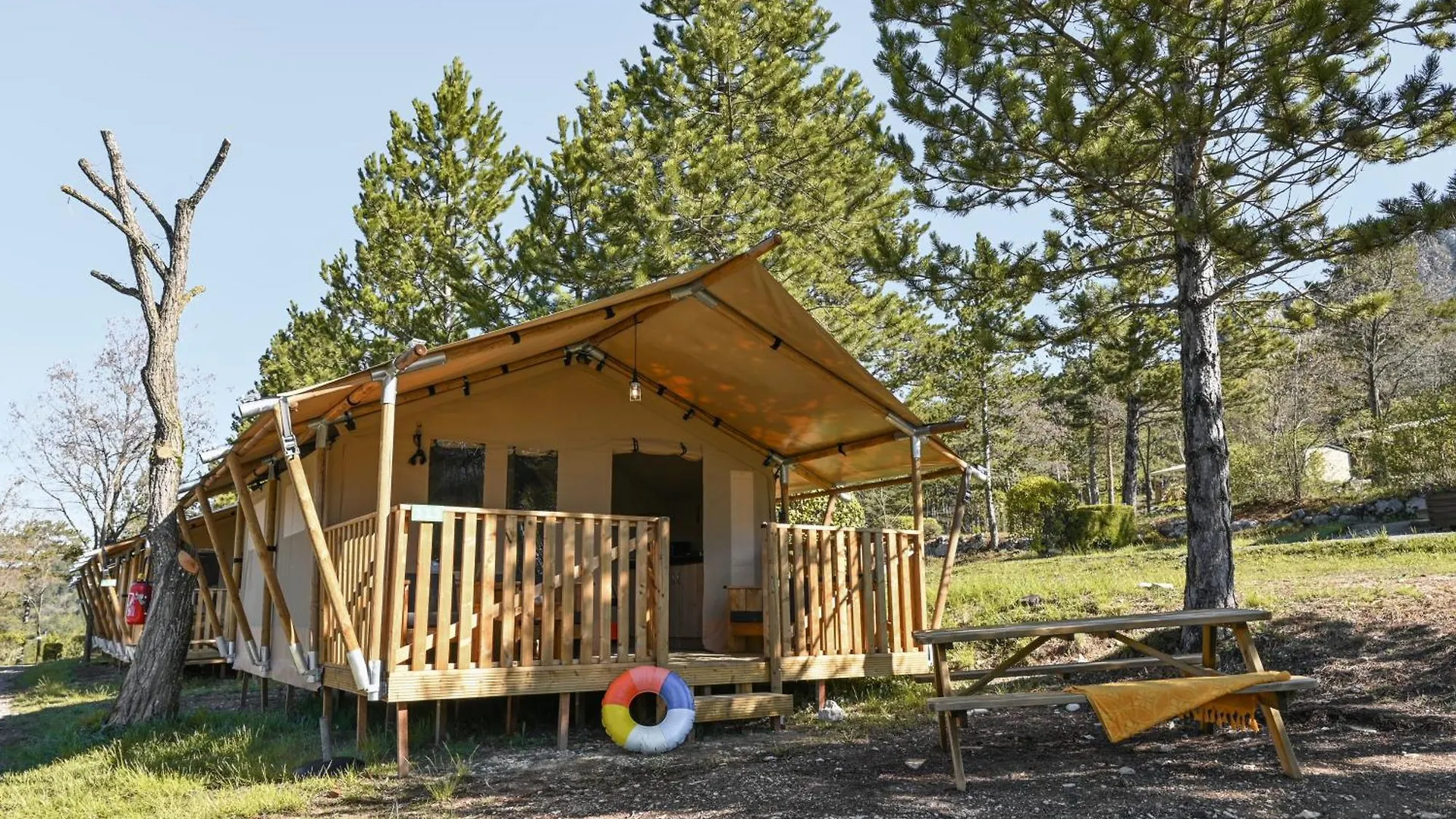 Camping Rcn Les Collines De Castellane