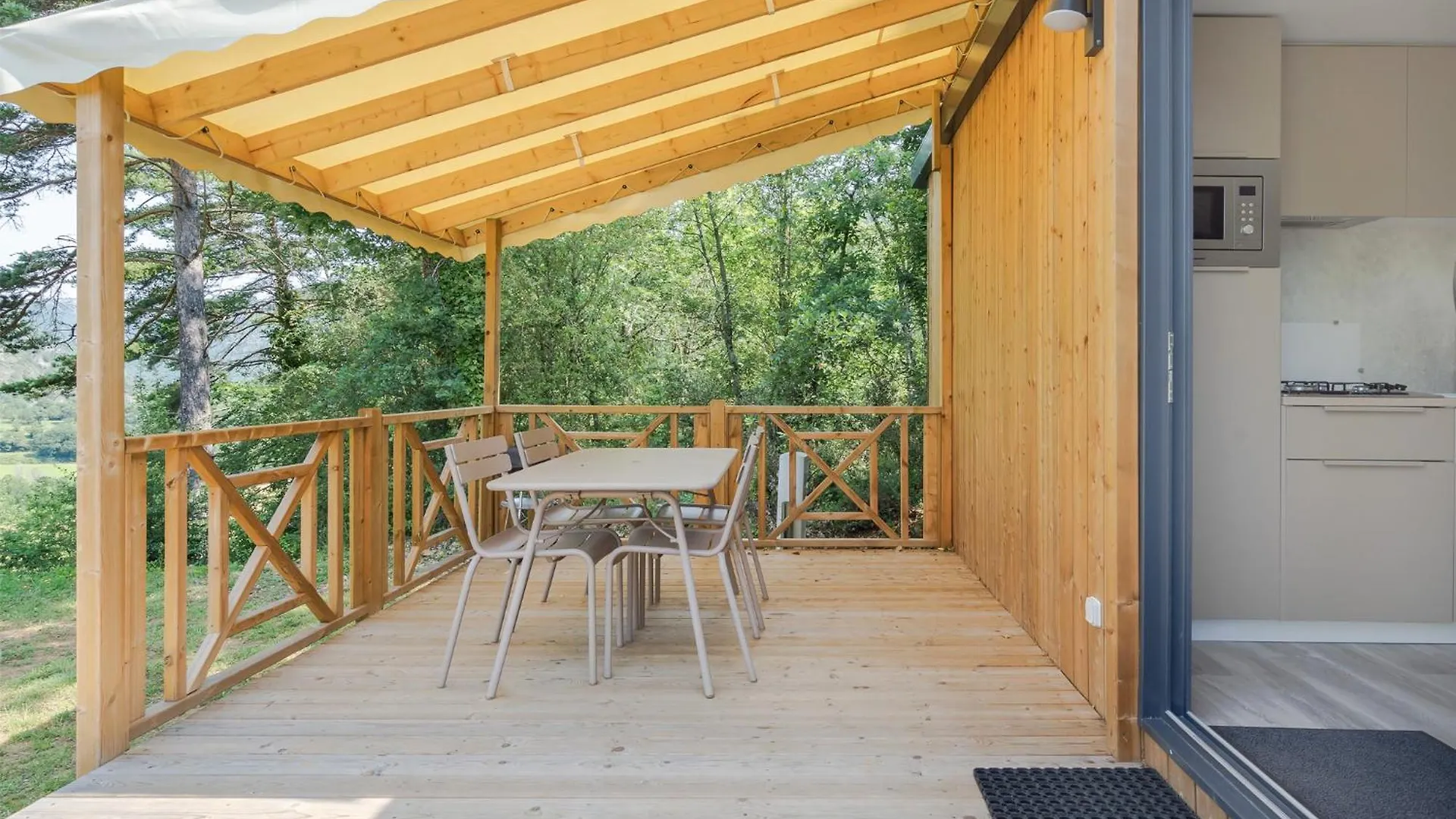 Camping Rcn Les Collines De Castellane